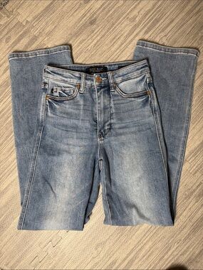 Judy Blue Light Wash Straight Legged Jeans size 1/25
